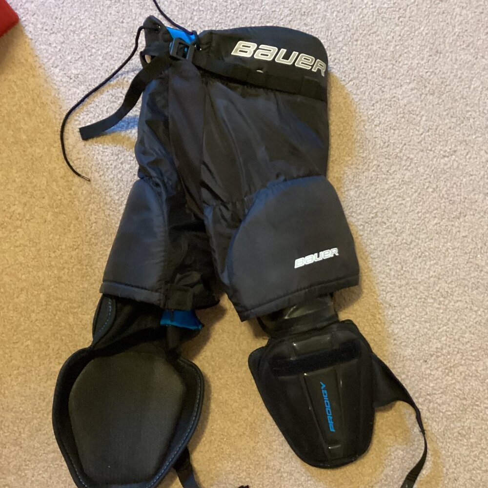 Bauer Prodigy Youth 2-in-1 Ice Hockey Pant and Shin Guard Combination Bottom
